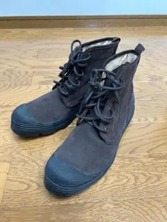 モンクレール スウェードブーツ　25.5㎝