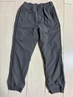 美品　ユニクロ　UNIQLO グレー 長ズボン 暖パン　裏起毛