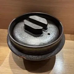 有田焼 羽釜土鍋 3合炊き 24.5cm　外側に欠けありのサムネイル