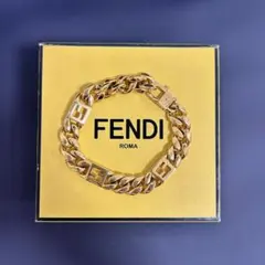 FENDI FFロゴ チェーンブレスレット ゴールドカラーのサムネイル