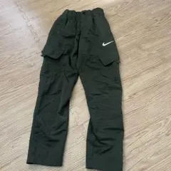 NIKE カーゴパンツ オリーブ XSサイズのサムネイル