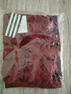 ヴァレンティノ・ガラヴァーニ エプロン 赤