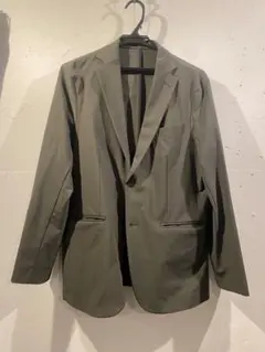 GU セットアップ　スーツ　カーキ　ML