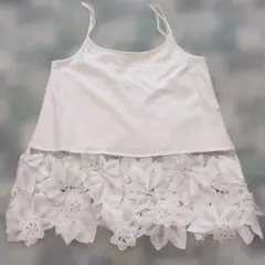BEARDSLEY ビアズリー 花モチーフレースキャミソールのサムネイル