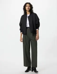 uniqloタックワイドパンツ