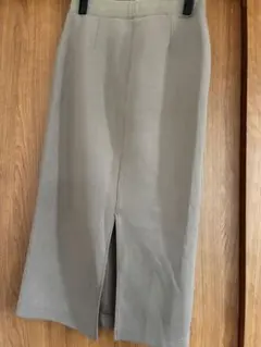 UNIQLO ベージュ タイトスカート M