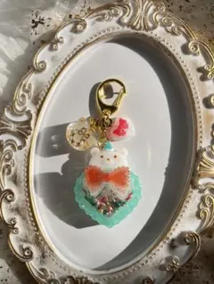 クリスマスのキーホルダー　くま　リボン　プレゼントにも