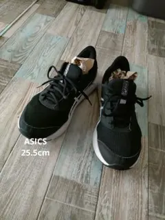 ASICS ランニングシューズ BLACK×WHITE 25.5cmのサムネイル