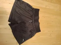 PUMA スポーツ ショートパンツ ブラック ワンポイントロゴのサムネイル