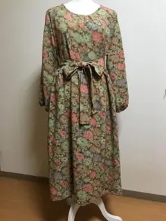 ゆったりワンピース　着物リメイク　小紋　ベージュ系