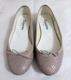 新品未使用】Repetto フラットパンプス レオパード グレー 38 - メルカリ