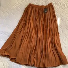 新品タグ付き■マッキントッシュロンドン■プリーツスカート■３6■キャメル系