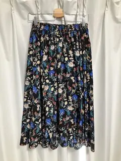 【美品】アズノゥアズ 花柄ロングフレアスカート ウエストゴム