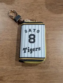 阪神タイガース　キーリング付きコインケースのサムネイル