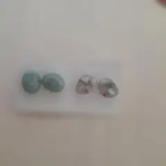 ハンドメイド スタッドピアス 2点セット