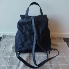 プラダ デュエット 巾着 ハンドバッグ キルティング ステッチ 三角ロゴ 紺 プラダ デュエット 巾着 ハンドバッグ キルティング ステッチ 三角ロゴ 紺