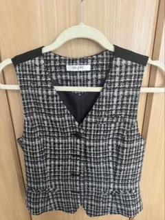 SELERY チェック柄 ノースリーブベストとタイトスカート