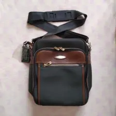 Samsonite　ショルダーバッグ 　ダークグリーン　鍵付