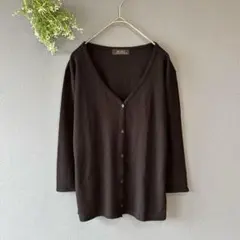 ウイエ［M］美品◎大人クール◎ポイントフリル◎透かし編み◎Vネックカーディガンのサムネイル