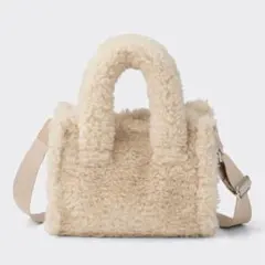 GU ボアミニショルダーバッグ