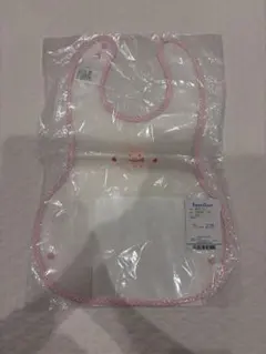 新品未使用 familiar お食事エプロン ホワイト/ピンク