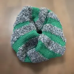 処分価格グレーとグリーンの素材違いのニットスヌード