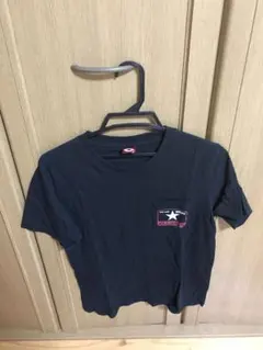 CONVERSE ポケット付き黒Tシャツ