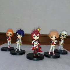 Q posket petit ツイステ ハーツラビュル寮