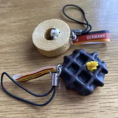 スヌーピー　ウッドストック　バームクーヘン　ワッフル　ストラップ