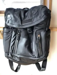 マーク　バイ　マークジェイコブス　リュック