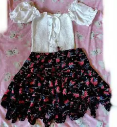 バラ柄黒色ミニスカートフリルかわいい原宿ニーハイ平成レトロコーデy2kギャル系