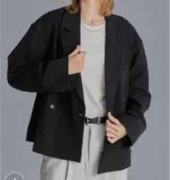 LOOSEドレープオーバー ダブルショートジャケット（ブラック）