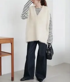 Vネック ニットベスト