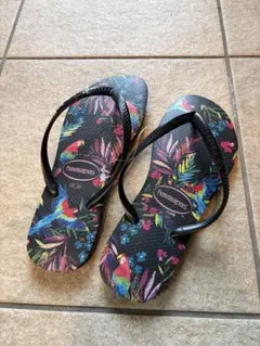 新品【Havaianas】ビーチサンダル トロピカル柄のサムネイル