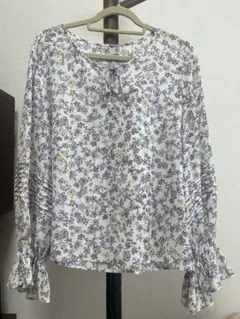 ウィルセレクション　トップス　シフォンブラウス　花柄　長袖　すみれ