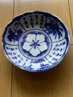   青い花模様の陶磁器皿3枚セット（箱付き） 皿 青い花」の人気商品一覧 | 安い商品を通販サイトから探す