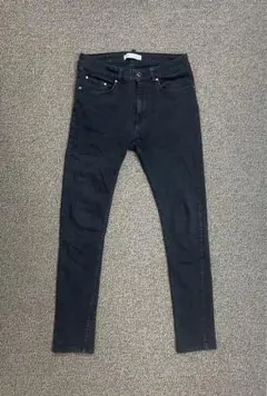 ZARA　スキニーストレッチデニム ブラック　30インチ