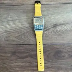 CASIO DATA BANK デジタル腕時計 イエロー