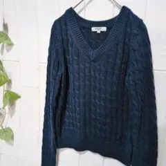 ナチュラルビューティーベーシック セーター M 紺 ケーブル編み Vネック