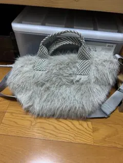 ファー素材 グレー バッグ