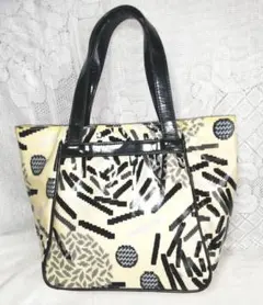 Item thumbnail for item 984296ce-39ca-4286-9b8e-dbc56dc0ed06