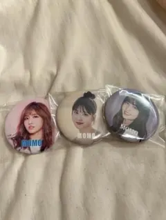 TWICE 缶バッジ モモ