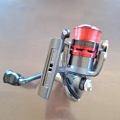 スピニングリール FIRE SPIN GR 2000のサムネイル