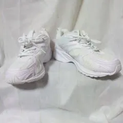 美品 SPALDING スニーカー 24.5cm EEEE ホワイトのサムネイル