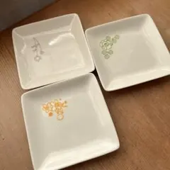 陶器製四角皿 3枚セット　9.5cm