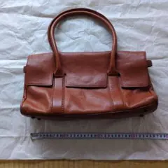 オレンジ レザー ハンドバッグ