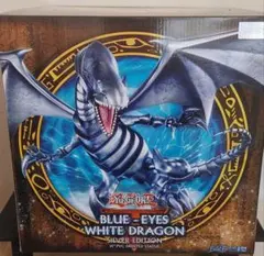 遊戯王　フィギュア　青眼の白竜　ブルーアイズ　ホワイトドラゴンのサムネイル