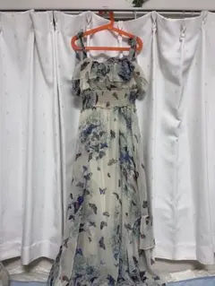 蝶プリント フリル付きマキシドレス