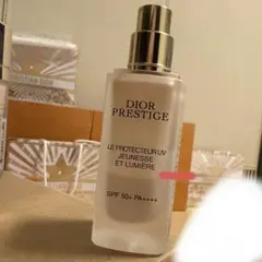 ディオールプレステージホワイト ルプロテクター UVルミエールシアーグロウ