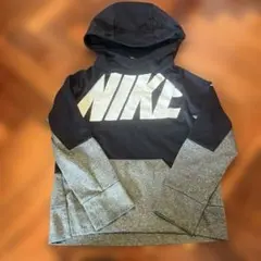 ナイキ　NIKE トレーナー　110